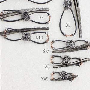 Lilla Rose Celtic Flexi Hair Clip Black Sz SM